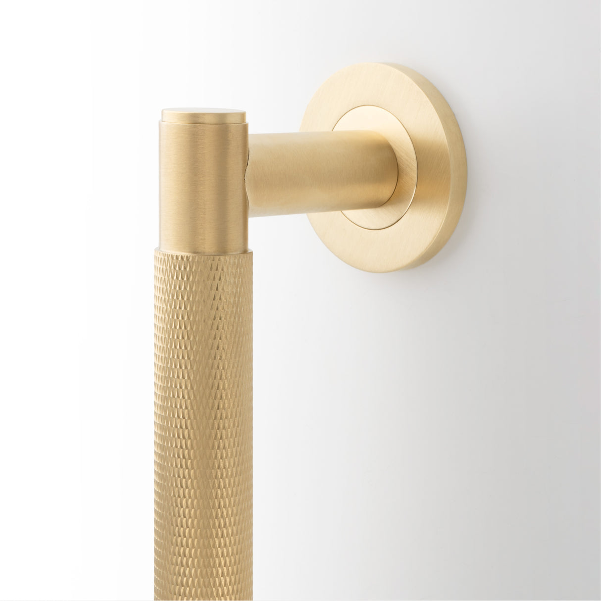 Satin Brass PVD Spitfire Knurled Pull Handle | AW500-450-SBPVD