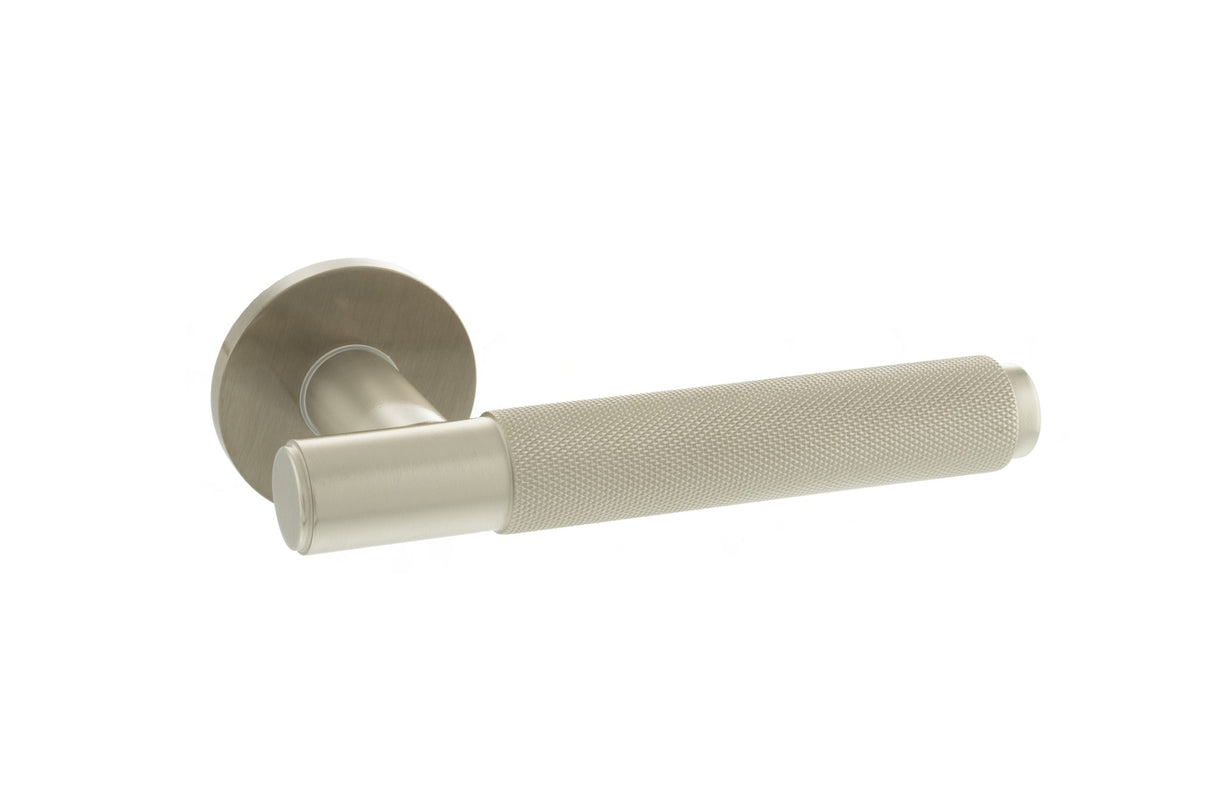 Set Millhouse Satin Nickel Crompton Knurled Lever on 5mm rose | MHSR100SN