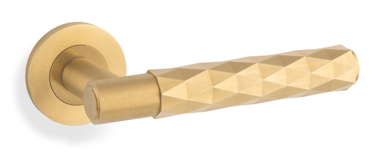 Alexander & Wilks Satin Brass PVD Spitfire Lever Diamond Cut on rose | AW226SBPVD