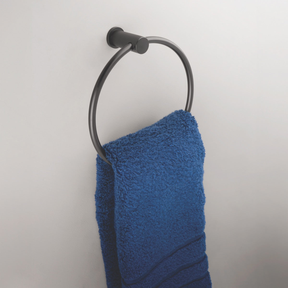 Alexander & Wilks Matt Black Brunel Diamond Knurled Towel Ring | AW451BL