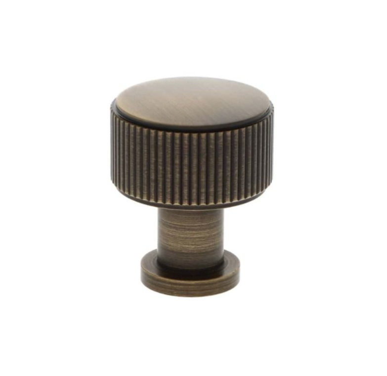 Alexander and Wilks Antique Brass 29mm Lucia Reeded Line Cupboard Knob | AW807R-29-AB