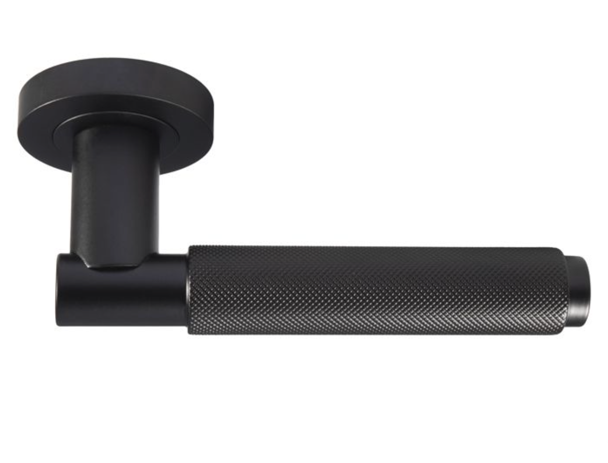 Matt Black Varese Knurled Lever on Round Rose | EUL050MB