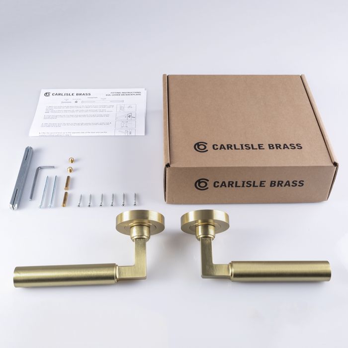 Set Satin Brass Amiata Lever Furniture on round rose | EUL040SB