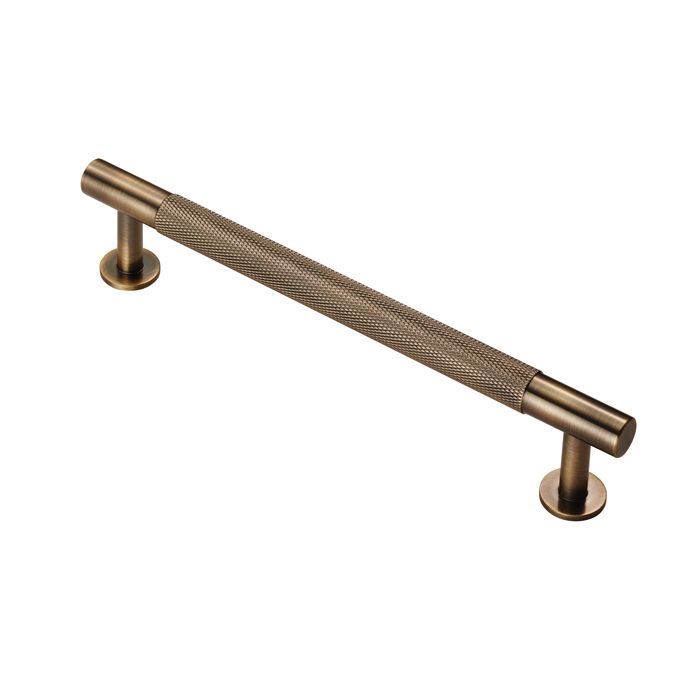 Antique Brass 158mm Knurled Pull Handle | FTD700BAB