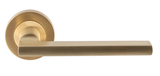Set Satin Brass Trentino Lever Furniture on round rose | EUL030SB