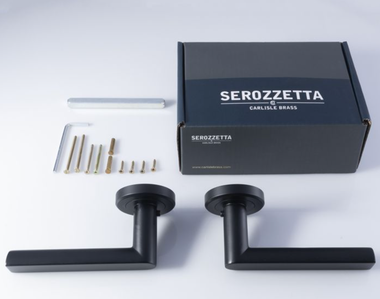Set Matt Black Serozzetta Edge Lever on round rose | SZM210MB