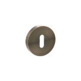 Senza Pari Antique Brass Minimal Round Key Escutcheon | SPRESCKAB