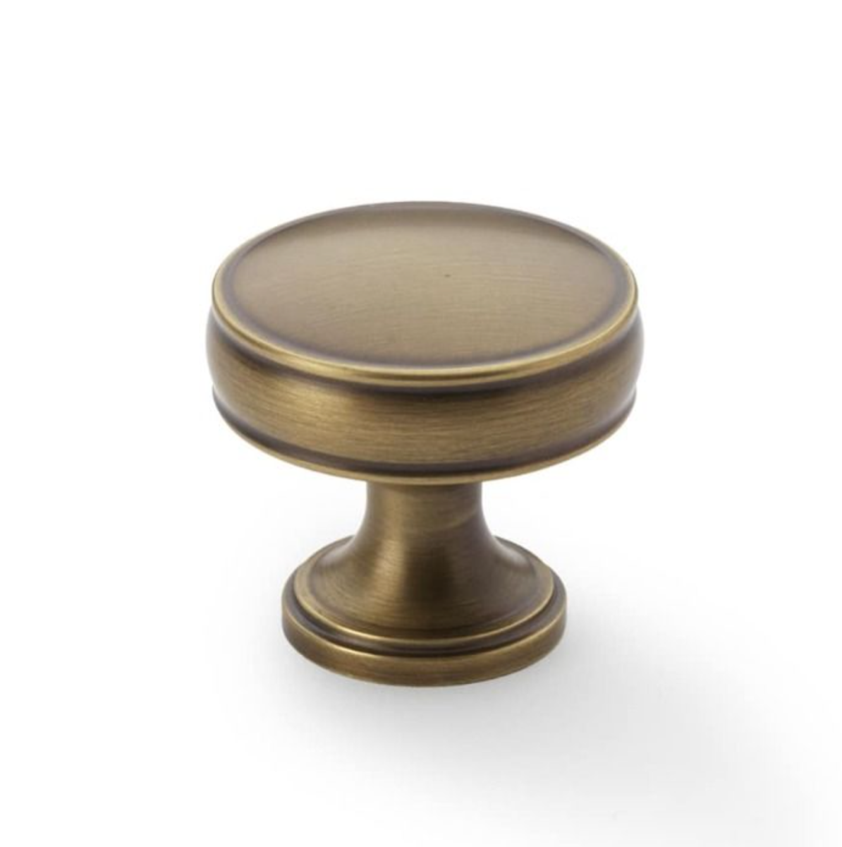 Alexander and Wilks 32mm Antique Brass Lynd Cupboard Knob | AW808-32-AB